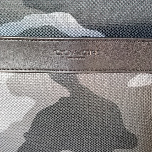 Coach mens army print laptop bag - Picture 2 of 8